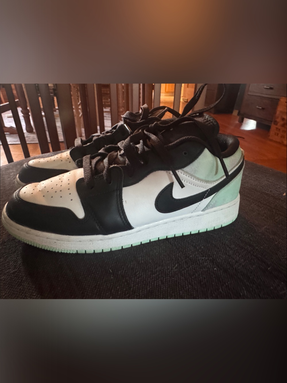 Nike Kids Black, White & Mint Low-Top Sneakers
